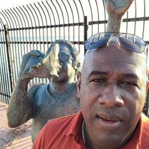 Meet your Posher, Hubert